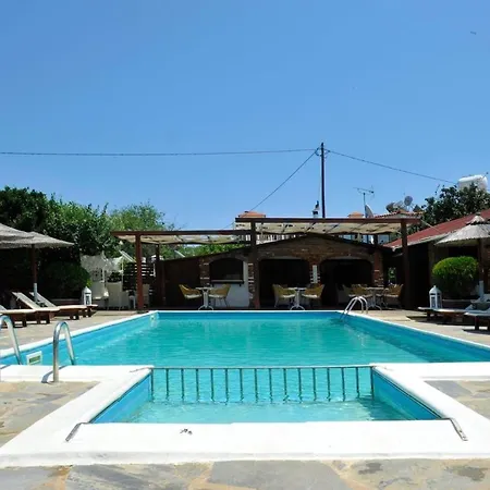 Yialis Borsalino Apart Otel Achladies (Skiathos)