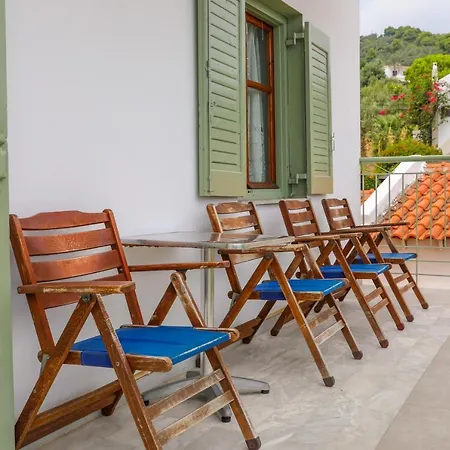 Yialis Borsalino Achladies (Skiathos)
